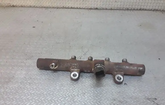 Nissan Qashqai Fuel main line pipe 5WS40154