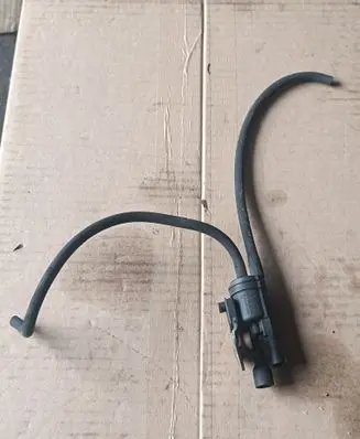 Mercedes-Benz E W212 Vacuum valve 0025401497