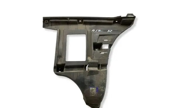 Volvo XC70 Rear bumper mounting bracket 8648150