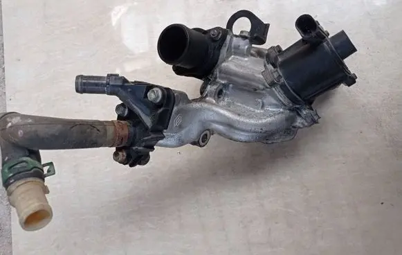 Renault Scenic II - Grand scenic II EGR valve H8200282949