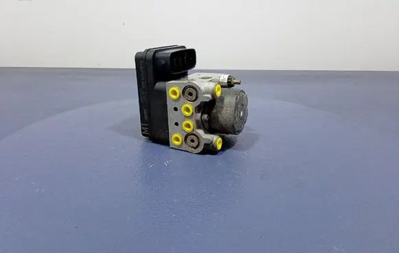 Mitsubishi Pajero Pinin ABS Pump MR527254