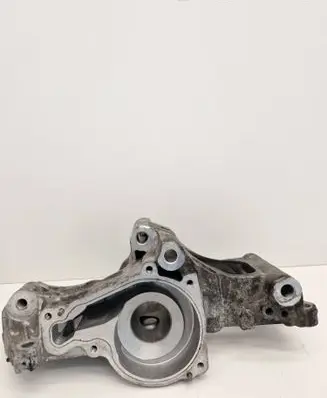 BMW 5 G30 G31 G38 Water pump 7643067
