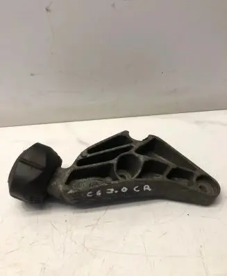 Audi A6 S6 C6 4F Engine mounting bracket 4F0199343 AAS112CJ1