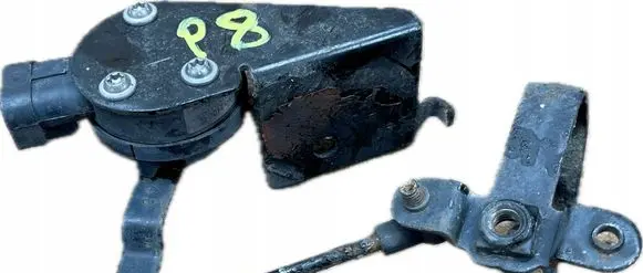 GMC Yukon Rear height level sensor lever 23152100 8520500000000T 811996305
