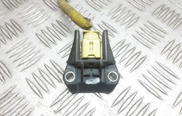 Subaru Legacy Airbag deployment crash/impact sensor 98231AG020