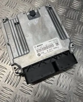 BMW X5 F15 Engine control unit/module 8577839 030198804 0281030741