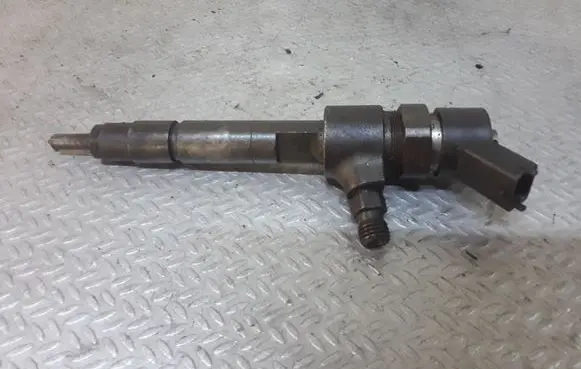 Alfa Romeo 156 Fuel injector 0445110002