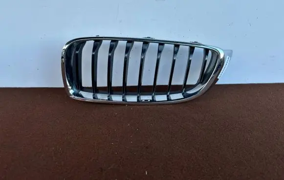 BMW 4 F32 F33 Front bumper lower grill 7294813