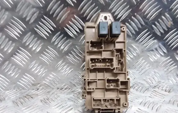 Subaru Legacy Fuse module 108062