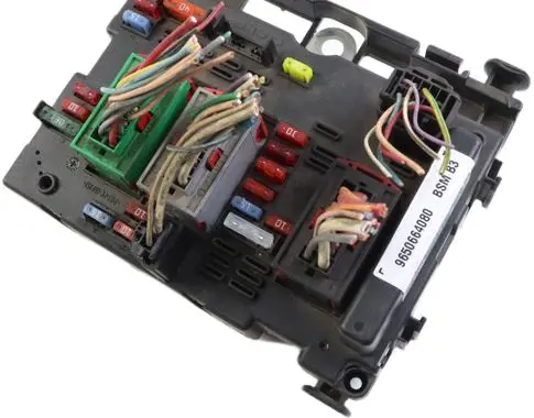 Peugeot 307 Fuse module 9650664080 42361874