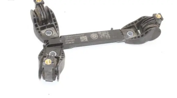Skoda Enyaq iV A/C compressor mount bracket 1EA820034B