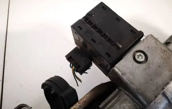 Steering wheel lock