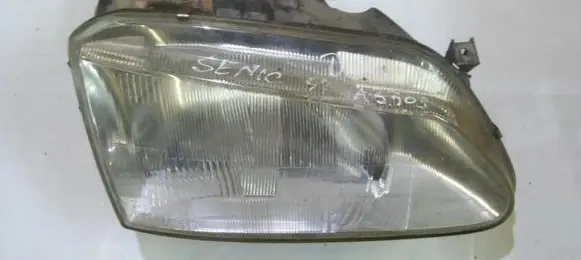 Renault Scenic I Headlight/headlamp e24706