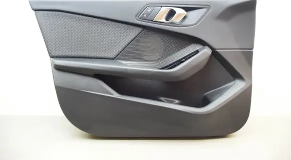 BMW 1 F40 Front door card panel trim 16631410
