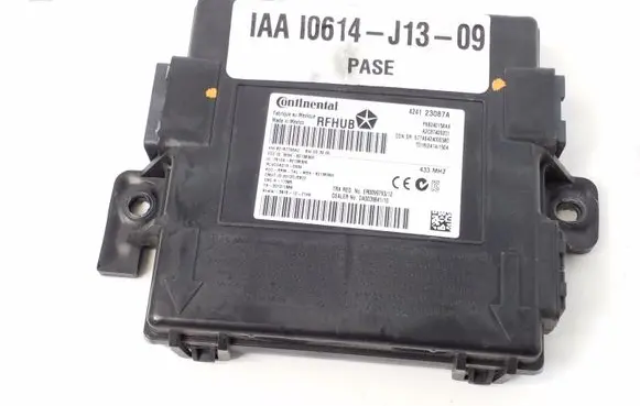 Jeep Grand Cherokee Keyless (KESSY) go control unit/module P68240158AA 424123087A 82167700AC