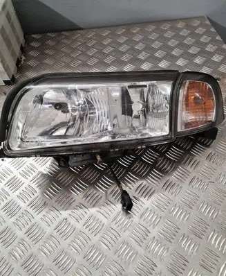 Volvo S80 Headlight/headlamp