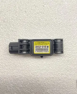 Mitsubishi Grandis Airbag deployment crash/impact sensor 8651A015