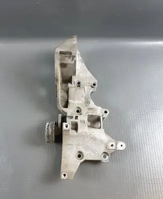 Volkswagen Touran II Generator/alternator bracket 03L903143Q