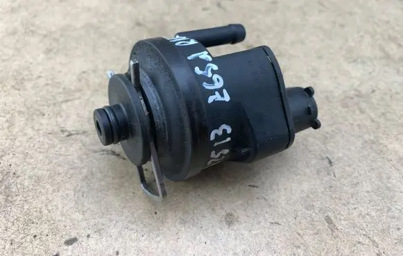 BMW 7 E65 E66 Fuel filter heater 7799968 13327799968 13328512369