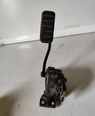 Renault Master II Accelerator throttle pedal 6PV00811904 7700314525