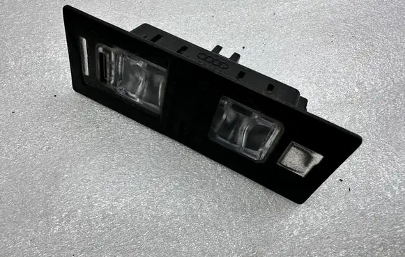 Audi A5 Number plate light 8W6943021