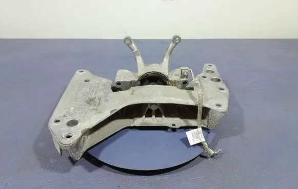 BMW 3 G20 G21 Gearbox mounting bracket 9485331