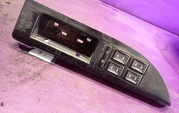 Ford Mondeo Mk III Quarter vent window switch 1S7T14A132BD