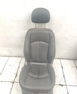 Front passenger seat