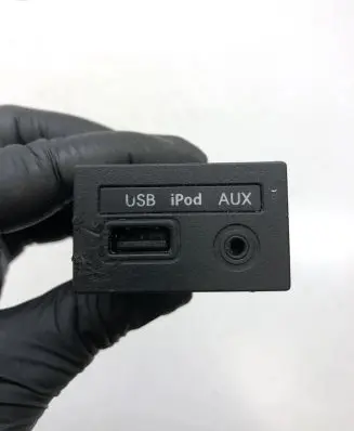 Hyundai i40 USB socket connector 3Z1504X 961203Z1504X