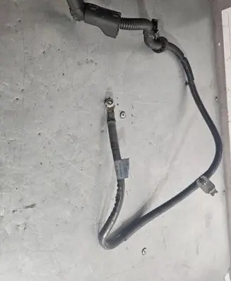 Mercedes-Benz E W212 Wires (generator/alternator) A2124405513