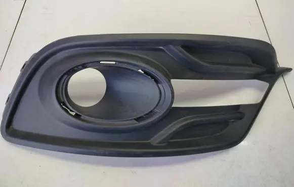Renault Megane III Front fog light trim/grill 261A32193R