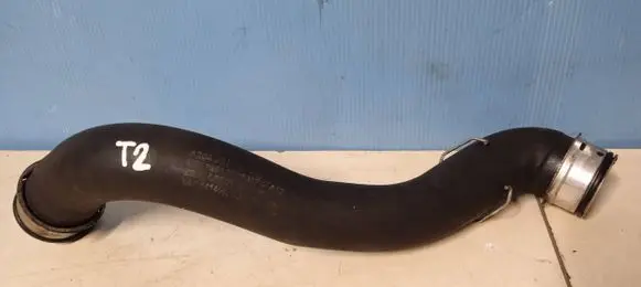 Audi A5 Engine coolant pipe/hose A2045011562