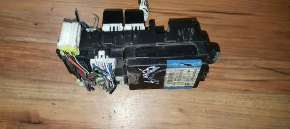 Mitsubishi Colt Fuse box set mr19457