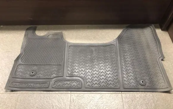 Iveco Daily 4th gen Interior carpet 2994930 504056770