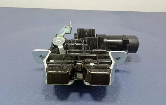 KIA Sportage Tailgate/trunk/boot lock/catch/latch 81800P1100