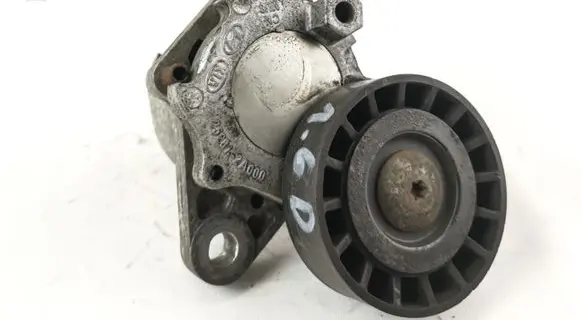 KIA Ceed Generator/alternator belt tensioner 252812a000
