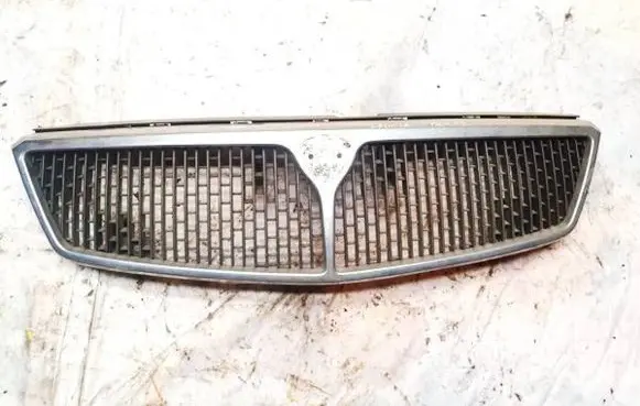Lancia Dedra Front grill 670700001