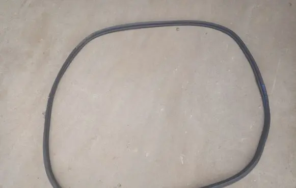 Opel Mokka X Trunk rubber seal (body) 