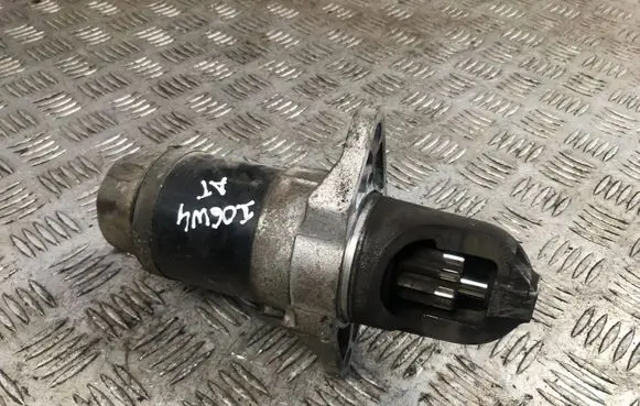 Subaru Impreza II Starter motor 23300AA450 M000T30471