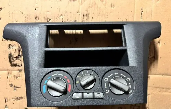 Mitsubishi Outlander Climate control unit MR979970HA 030715