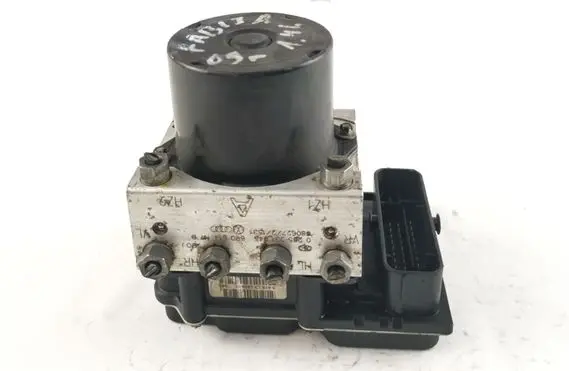 Skoda Fabia Mk2 (5J) ABS Pump 6R0614117D 6R0907379C 0265231945
