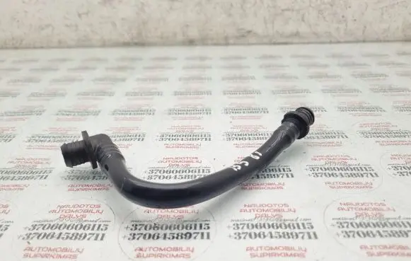Volkswagen PASSAT B5 Vacuum line/pipe/hose 611813