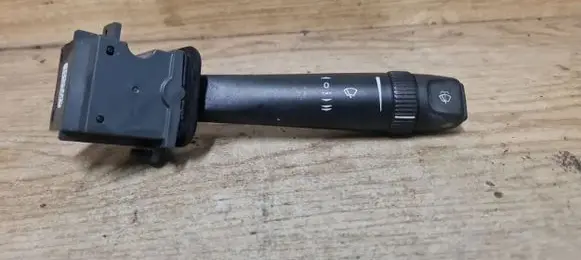 Volvo S80 Wiper control stalk 30669739