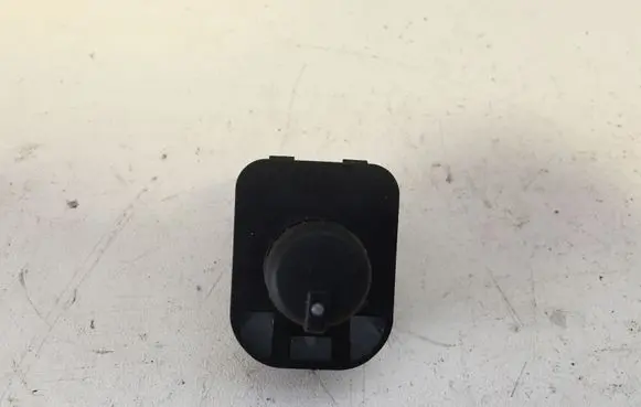 Audi A3 S3 8P Wing mirror switch 8E0959565