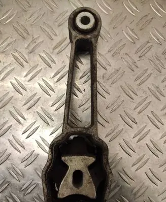 Volvo V60 Engine mount bracket 30680474 168028