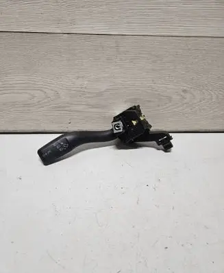 Audi A3 S3 8P Indicator stalk 8P0953513E 10002271 0027192115195