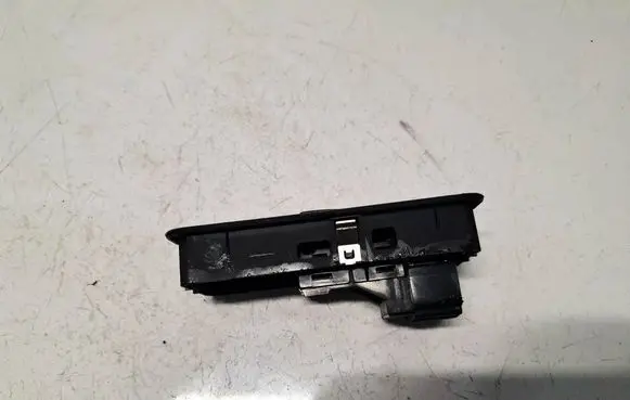 Land Rover Discovery 3 - LR3 Electric window control switch YUD501070PVJ