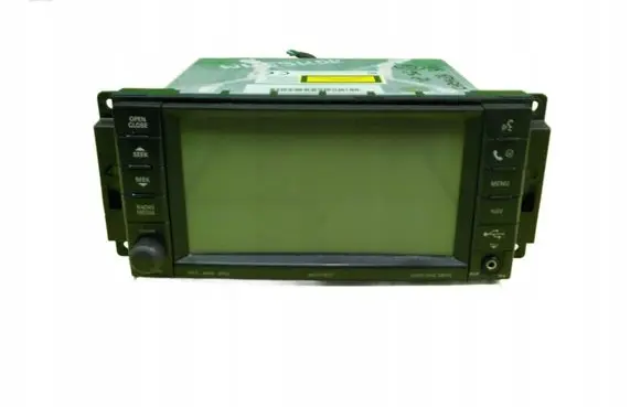 Chrysler 300 - 300C Radio/CD/DVD/GPS head unit P05064403AJ