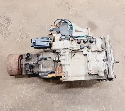 Mitsubishi Pajero Rear gearbox reducer/haldex oil pump 