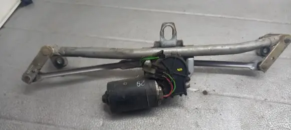 Audi A3 S3 8L Front wiper linkage 
